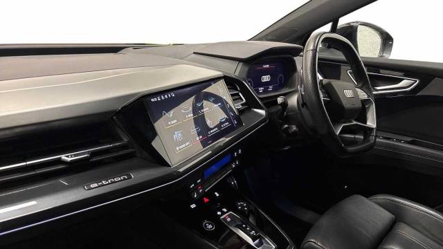 2023 Audi Q4 e-tron S line 40  150,00 kW
