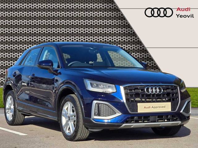 Audi Q2 1.5 Sport 35 TFSI  150 PS S tronic 4x4 vehicle Petrol Navarra Blue Metallic