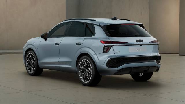 Audi Q3 AUDI Q3 SUV Black Edition e-hybrid 272 PS S tronic