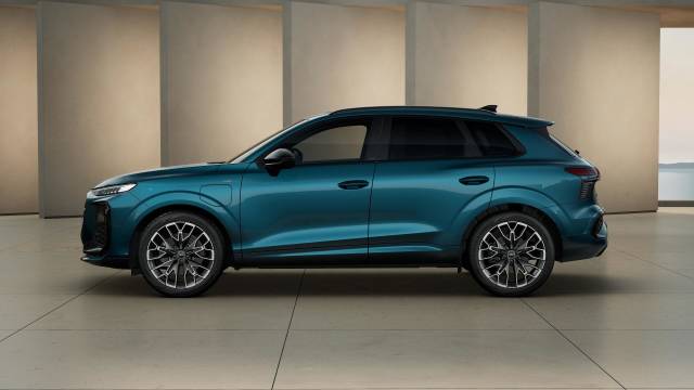 Audi Q3 AUDI Q3 SUV Black Edition e-hybrid 272 PS S tronic