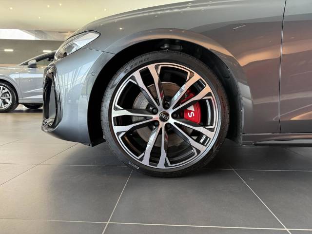 2026 Audi S5 3.0 AUDI S5 Avant Black Edition TFSI 367 PS S tronic