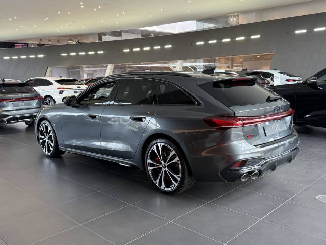 2026 Audi S5 3.0 AUDI S5 Avant Black Edition TFSI 367 PS S tronic