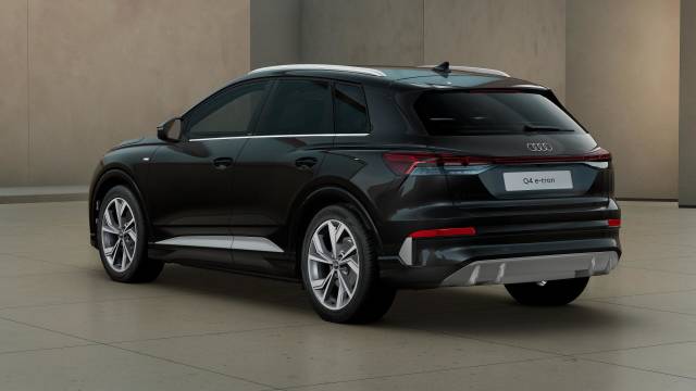 Audi Q4 e-tron AUDI Q4 SUV S line e-tron 150,00 kW