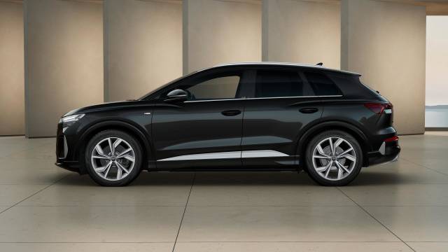 Audi Q4 e-tron AUDI Q4 SUV S line e-tron 150,00 kW