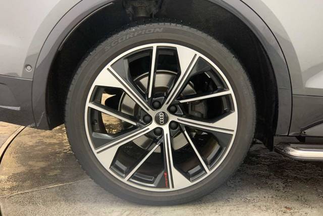 2022 Audi Q5 2.0 Vorsprung 45 TFSI quattro 265 PS S tronic