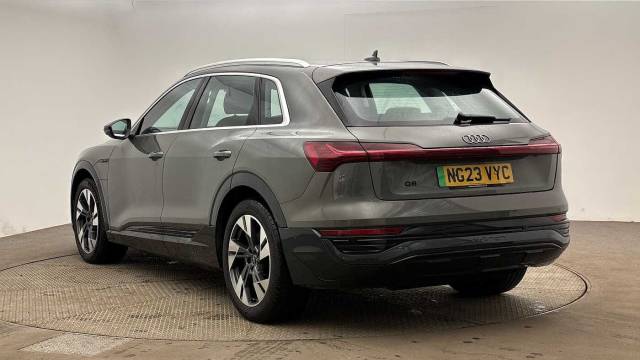 2023 Audi Q8 e-tron Sport 50 e-tron quattro 250,00 kW