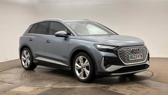 Audi Q4 e-tron S line 40  150,00 kW 4x4 vehicle Electric Geyser blue, metallic