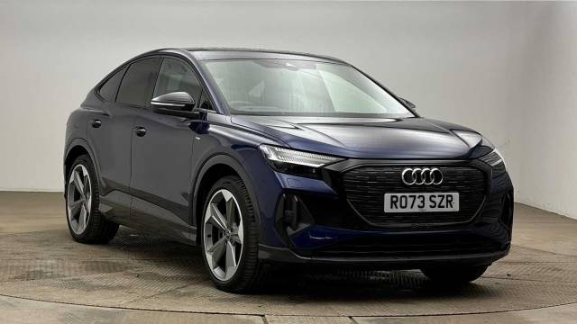 Audi Q4 Sportback e-tron Vorsprung 50 quattro 220,00 kW 4x4 vehicle Electric Navarra blue, metallic