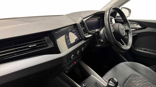 2023 Audi A1 Sportback 1.0 Sport 25 TFSI  95 PS 5-speed