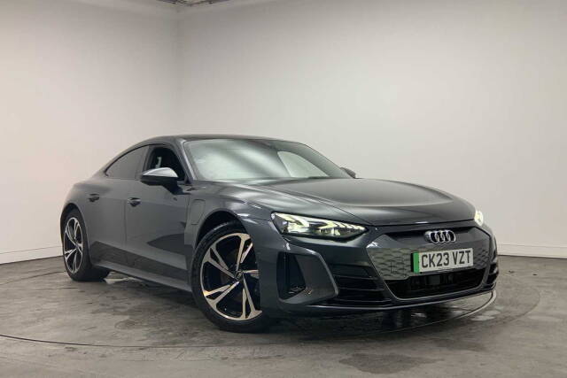 Audi E-tron Gt GT    quattro 350,00 kW Saloon Electric Daytona grey, pearl effect