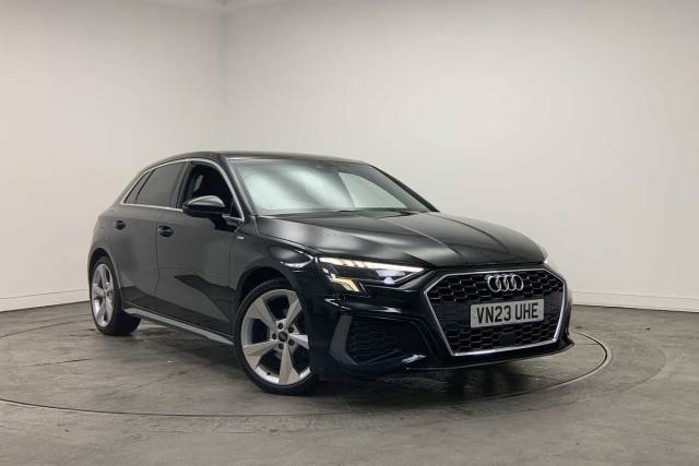 Audi A3 Sportback 1.0 S line 30 TFSI  110 PS S tronic Hatchback Petrol Mythos black, metallic