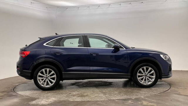 2023 Audi Q3 Sportback 1.5 Sport 35 TFSI  150 PS S tronic