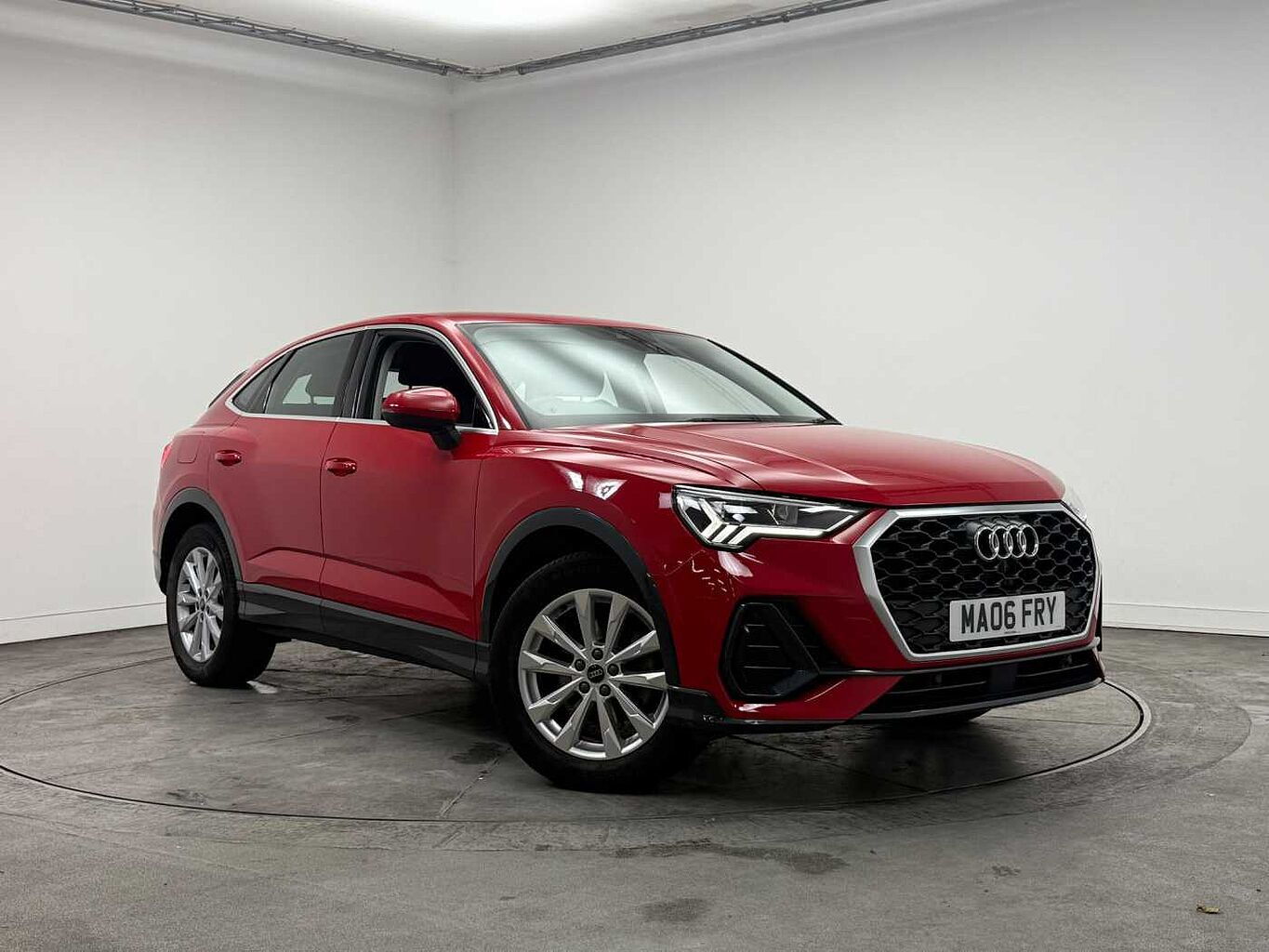 2023 Audi Q3