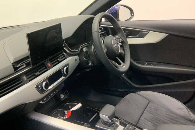 2024 Audi A4 Avant 2.0 Avant S line 40 TFSI  204 PS S tronic