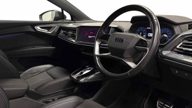 2023 Audi Q4 e-tron S line 40  150,00 kW