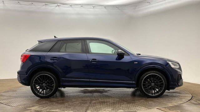 2022 Audi Q2 1.5 Black Edition 35 TFSI  150 PS S tronic