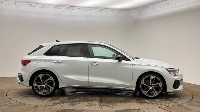 2023 Audi A3 Sportback 1.5 Black Edition 35 TFSI  150 PS S tronic