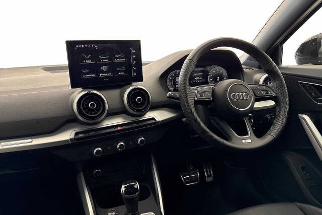 2025 Audi Q2 1.5 S line 35 TFSI  150 PS S tronic