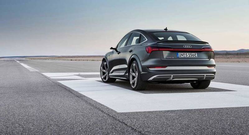Audi e-tron S model