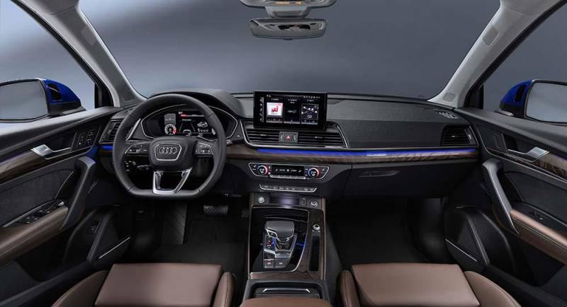 Audi Q5 interior view