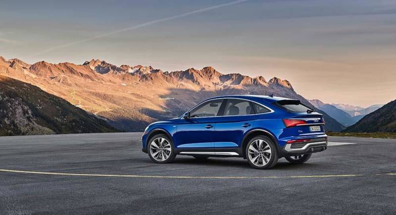 Blue Audi Q5