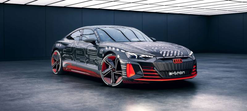 Audi e-tron GT Prototype front