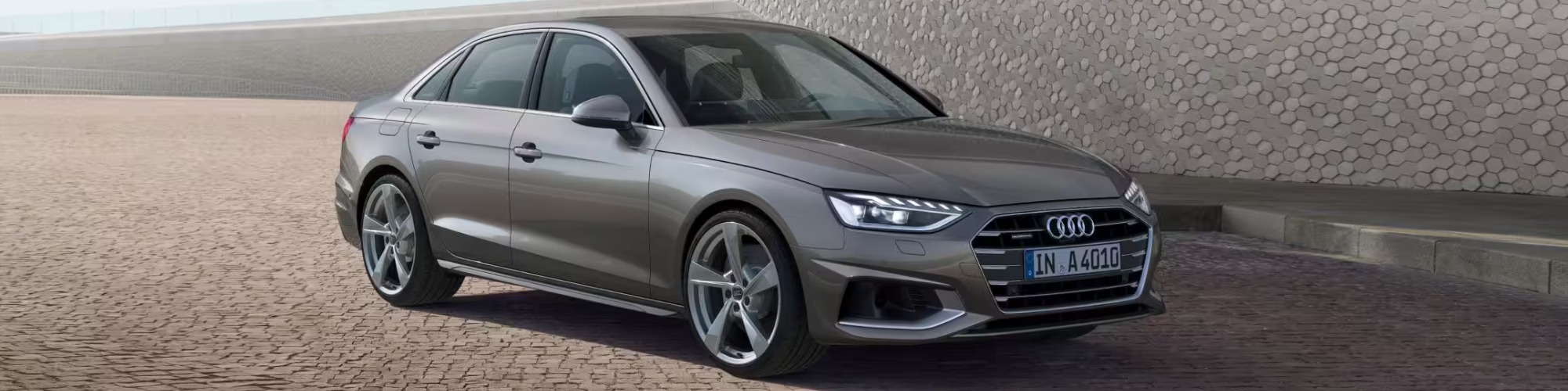 audi a4 Banner