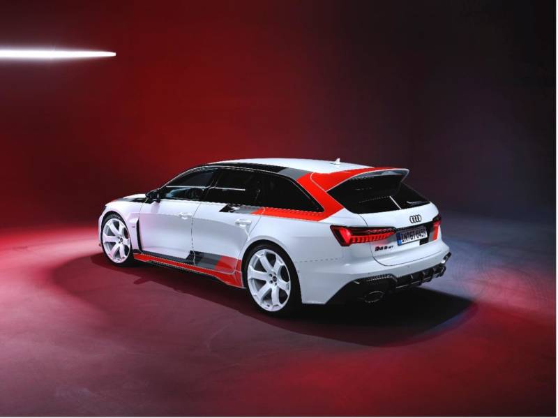 Audi RS 6 Avant GT side view